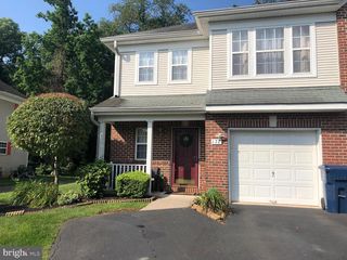 172 FOUNTAYNE LN, Lawrenceville, NJ 08648