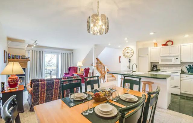 319 Territory Drive, Galena, IL 61036