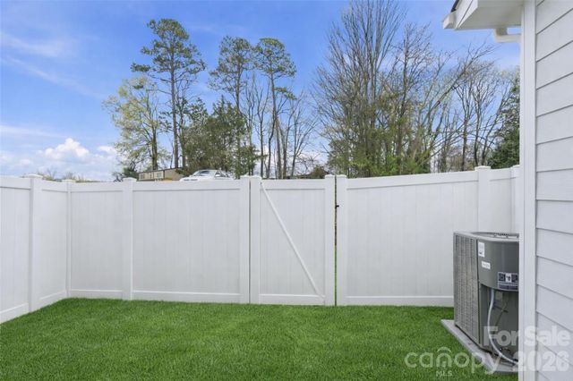 1031 Beatty Woods Drive, Belmont, NC 28012