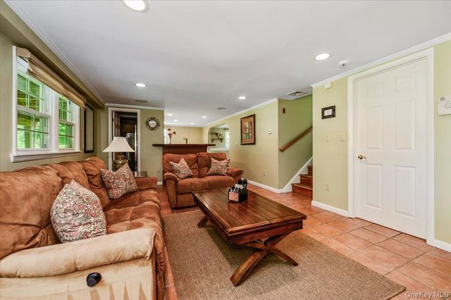 5 North Court, Mahopac, NY 10541