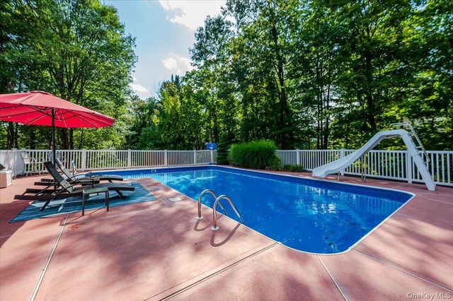 5 North Court, Mahopac, NY 10541