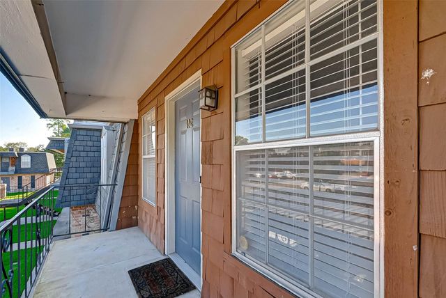9023 Gaylord Street 102, Houston, TX 77024