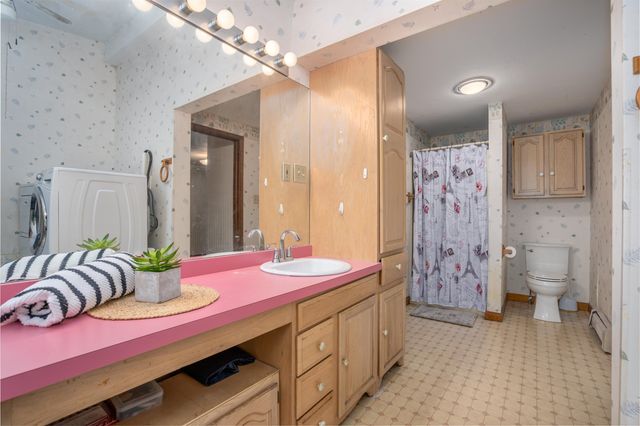 25 Oak Hill Drive, Loudon, NH 03307