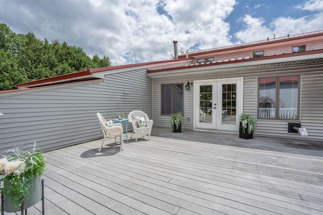 25 Oak Hill Drive, Loudon, NH 03307