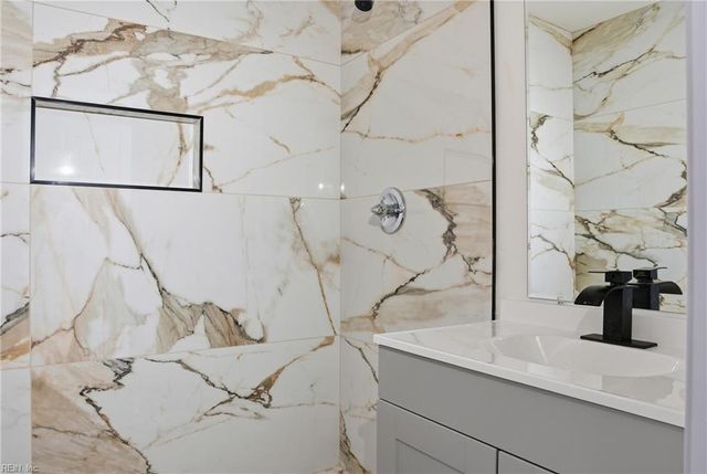 1011 Blythewood LN, Suffolk, VA 23434