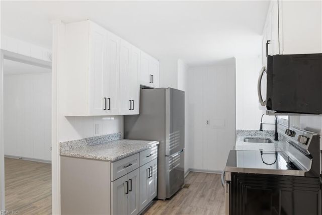 1011 Blythewood LN, Suffolk, VA 23434