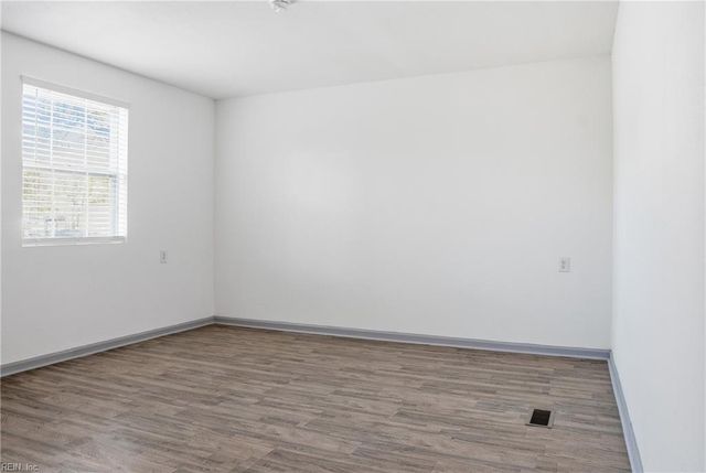 1011 Blythewood LN, Suffolk, VA 23434