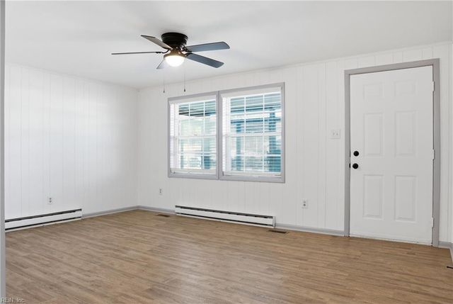 1011 Blythewood LN, Suffolk, VA 23434