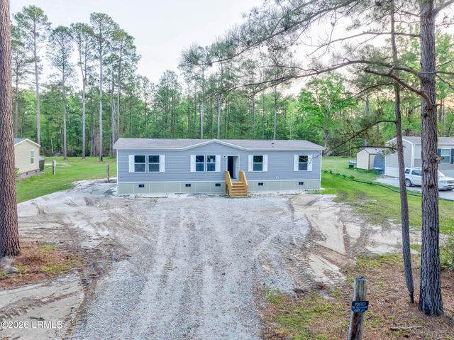 83 Bailey Circle, Seabrook, SC 29940