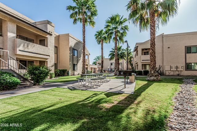 145 N 74TH Street 130, Mesa, AZ 85207