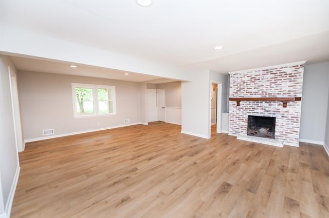 2031 Evergreen Drive, Boiling Springs, SC 29316
