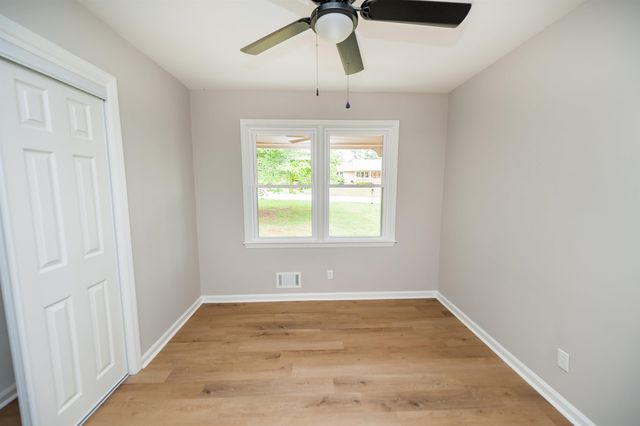 2031 Evergreen Drive, Boiling Springs, SC 29316