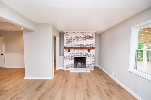 2031 Evergreen Drive, Boiling Springs, SC 29316