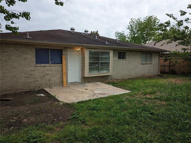 5150 Prairie Ridge Road, Houston, TX 77053