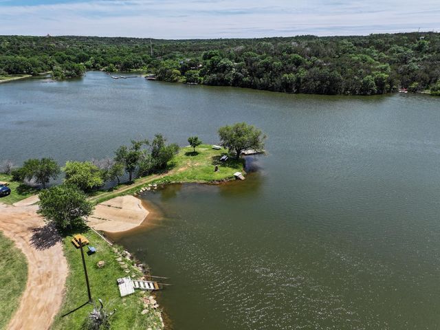 811 Sage ST, Burnet, TX 78611