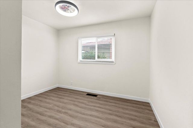 434 Finley St, Auburn, CA 95603