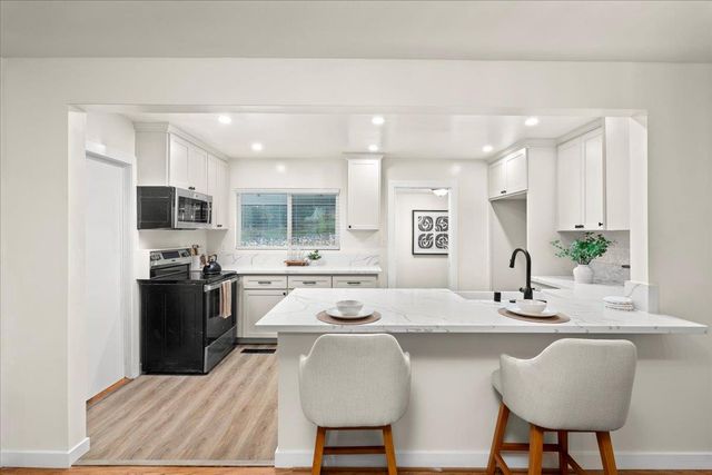 434 Finley St, Auburn, CA 95603