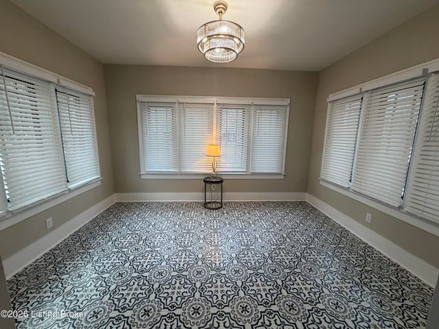 1214 Larue Ave, Louisville, KY 40213