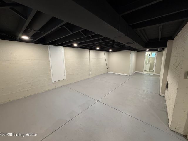 1214 Larue Ave, Louisville, KY 40213