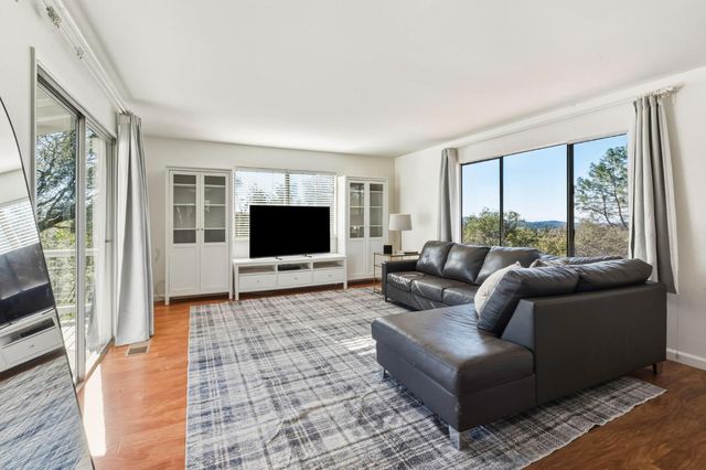 11172 N Ponderosa Way, Rough And Ready, CA 95975