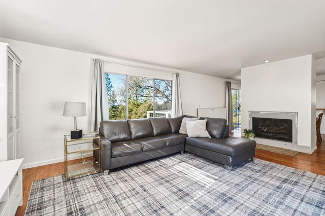 11172 N Ponderosa Way, Rough And Ready, CA 95975