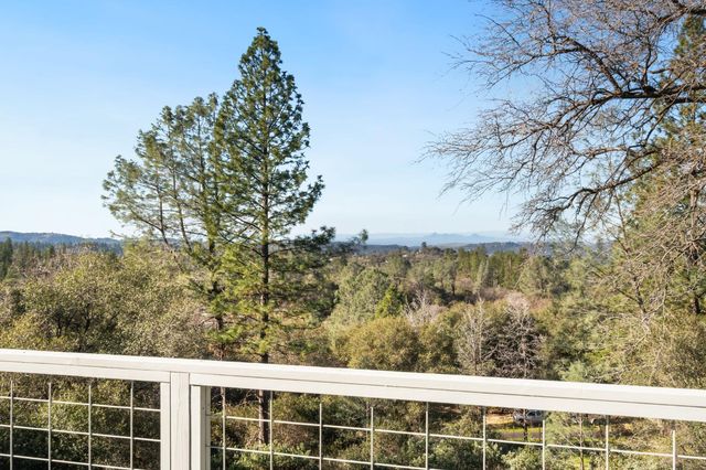 11172 N Ponderosa Way, Rough And Ready, CA 95975