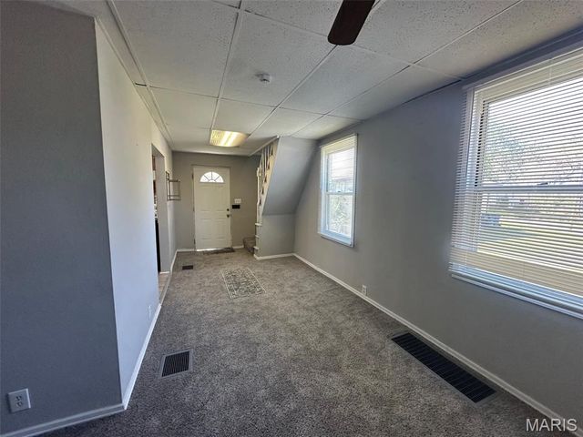 762 Dallas Drive, St Louis, MO 63125