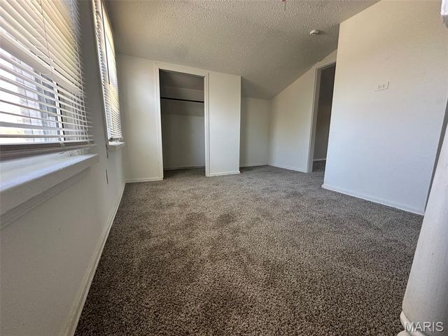 762 Dallas Drive, St Louis, MO 63125