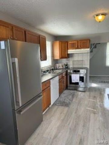 762 Dallas Drive, St Louis, MO 63125