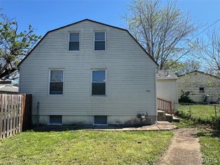 762 Dallas Drive, St Louis, MO 63125