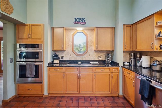 4000 S Sheldon Road, Canton, MI 48188