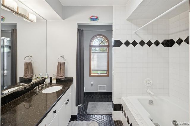 4000 S Sheldon Road, Canton, MI 48188