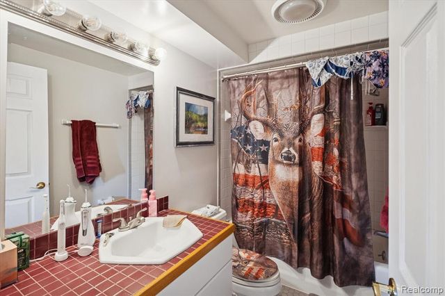 4000 S Sheldon Road, Canton, MI 48188