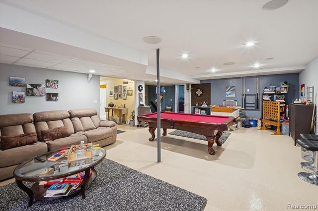 4000 S Sheldon Road, Canton, MI 48188