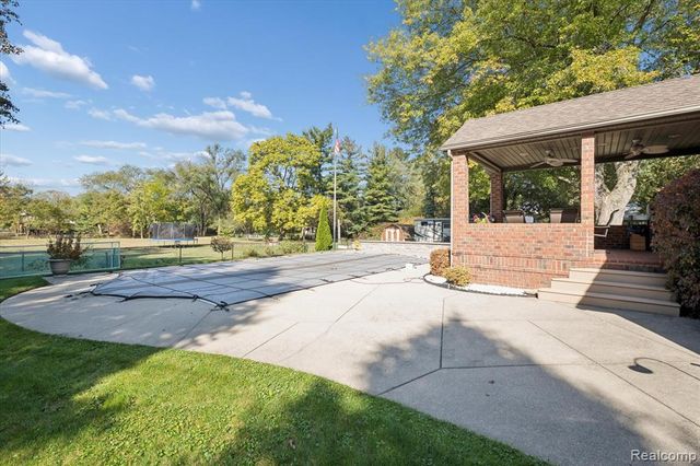 4000 S Sheldon Road, Canton, MI 48188