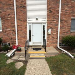29232 Hoover Road 232, Warren, MI 48093