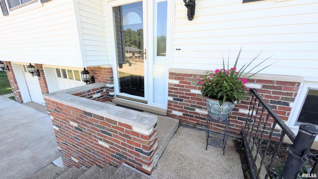 204 CONCORD Avenue, East Peoria, IL 61611