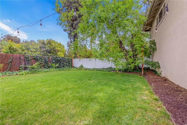 2367 Deerhorn Dr, Riverside, CA 92506