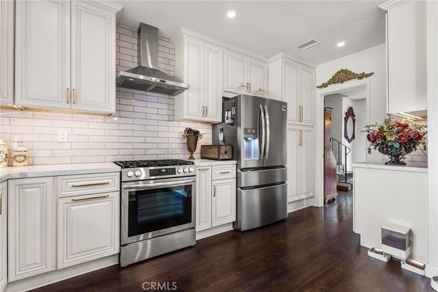 2367 Deerhorn Dr, Riverside, CA 92506