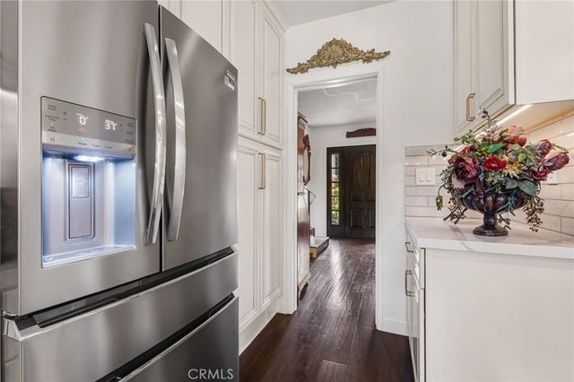 2367 Deerhorn Dr, Riverside, CA 92506