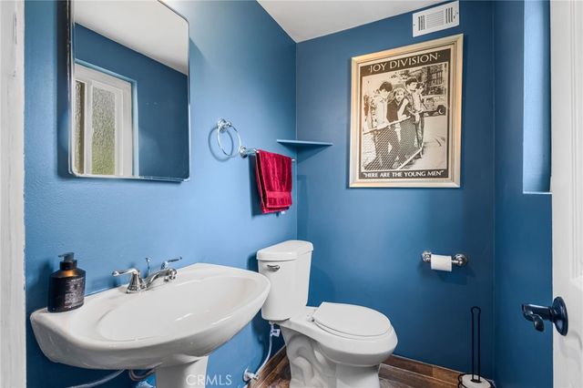 2367 Deerhorn Dr, Riverside, CA 92506