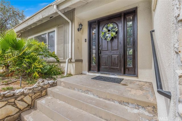 2367 Deerhorn Dr, Riverside, CA 92506