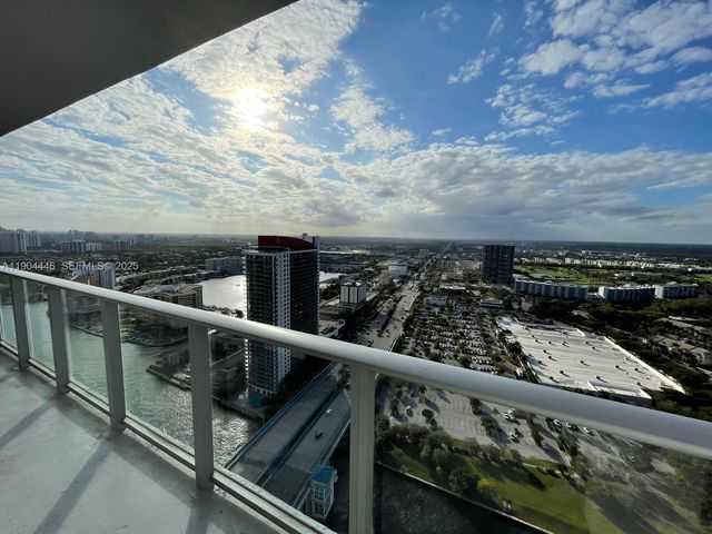 4010 S Ocean Drive R3306, Hollywood, FL 33019