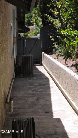 2794 Parkview Drive, Thousand Oaks, CA 91362