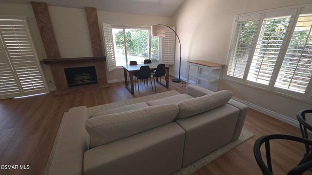 2794 Parkview Drive, Thousand Oaks, CA 91362