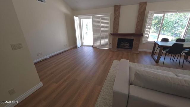 2794 Parkview Drive, Thousand Oaks, CA 91362