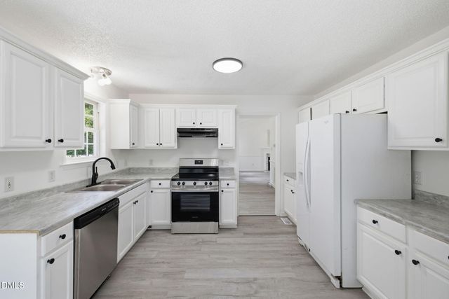 433 Rosa Circle, Willow Springs, NC 27592