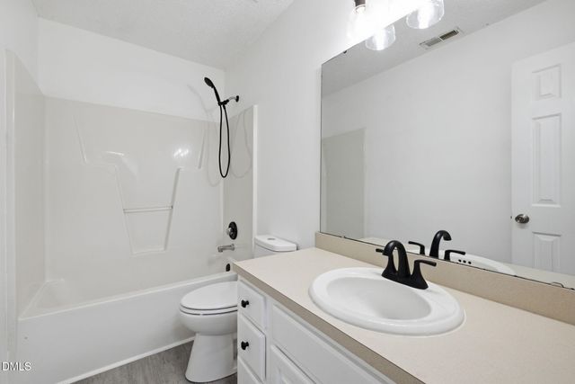 433 Rosa Circle, Willow Springs, NC 27592