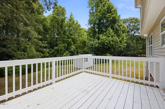 433 Rosa Circle, Willow Springs, NC 27592
