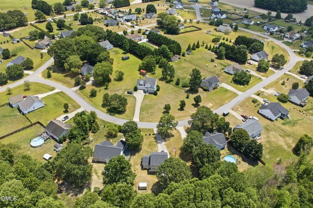 433 Rosa Circle, Willow Springs, NC 27592